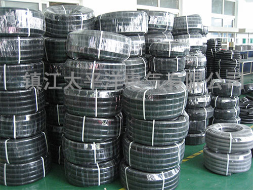 黑色波紋尼(ni)龍軟管生産租賃(lìn)廠家